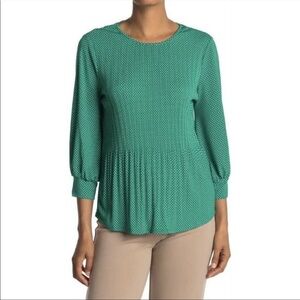 ADRIENNA PAPELL EMERALD GREEN WITH WHITE DOTS GENTLE PLEATED BLOUSE Size L